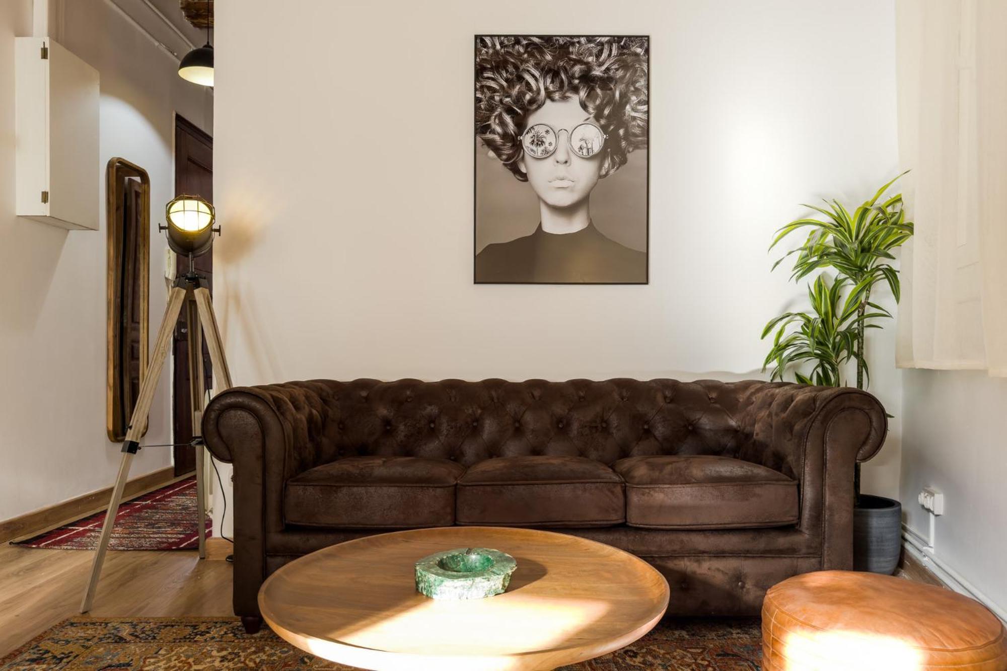 Magalhaes - Trad Flat In Poble Sec, Near Ramblas Барселона Экстерьер фото